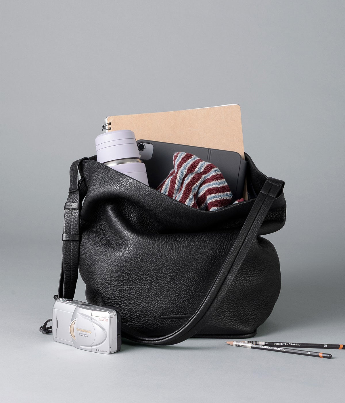 objects io エッセンシャルデイリーホーボー　ミディアム エッセンシャル デイリーホーボー ミディアム｜objcts.io通販サイト