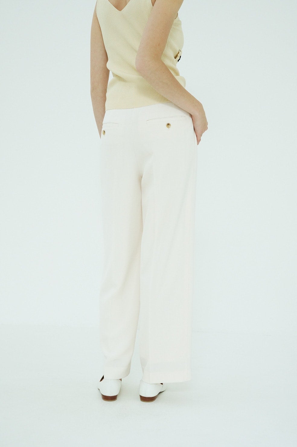 2WAY TUCK STRAIGHT PANTS 11110-7033｜CLANE クラネ通販