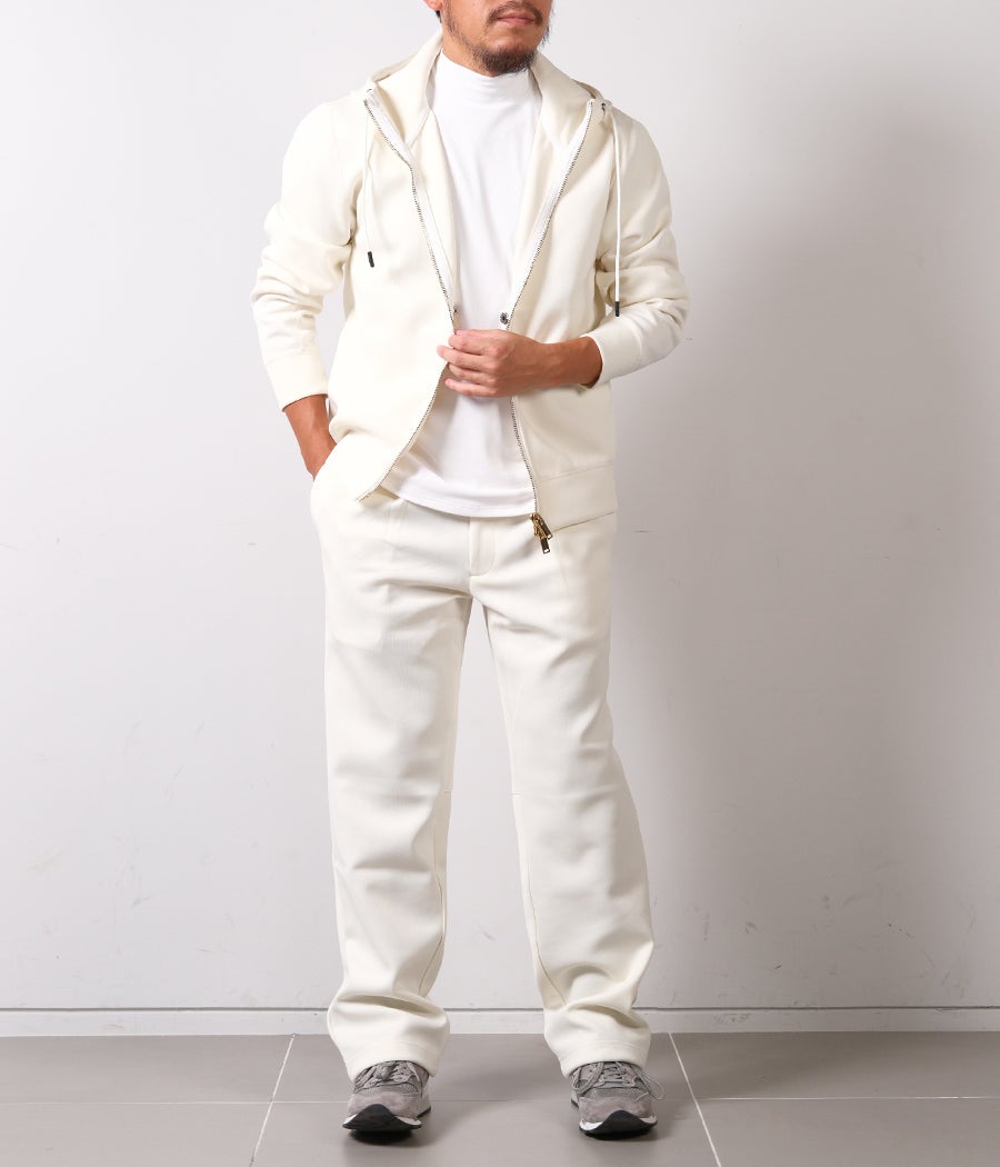 1_TUCK STRAIGHT EASY PANTS 1072620004｜junhashimoto（ジュン